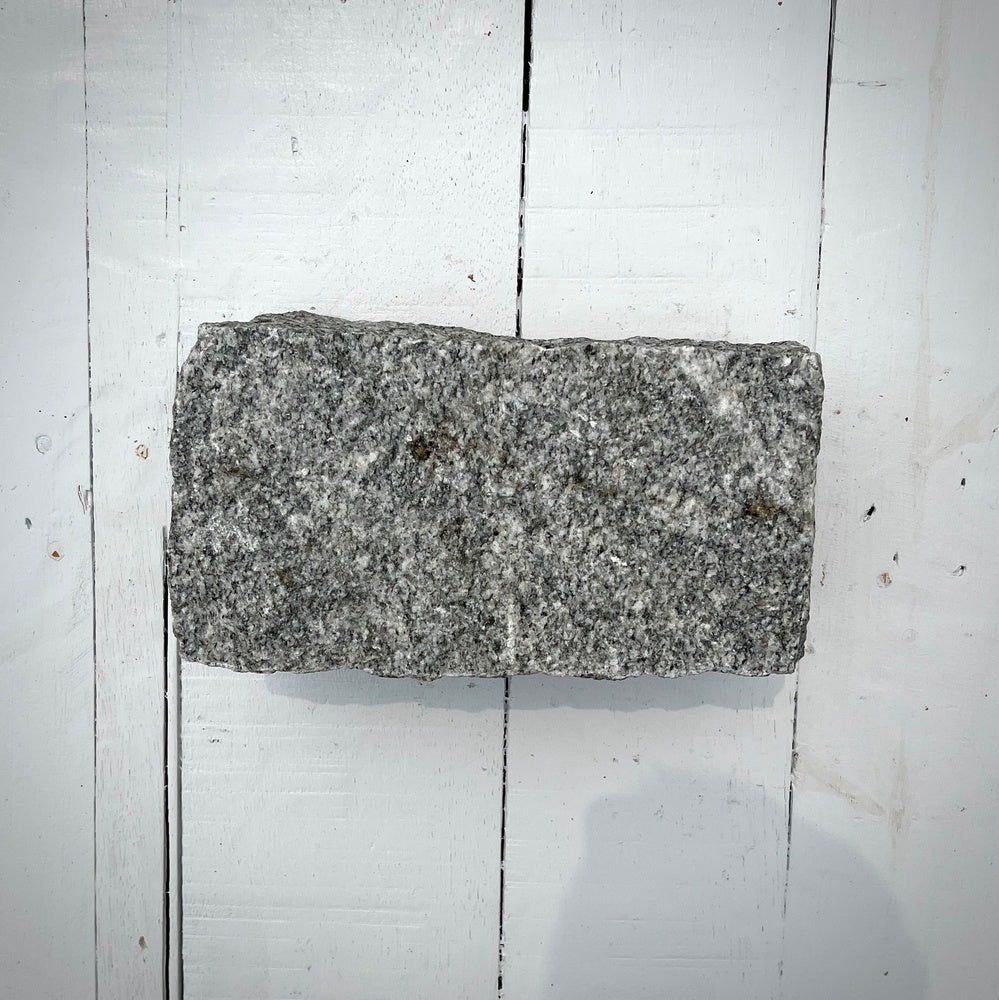 Chief Bricks New stones New Regulation Granite Belgian Block 9” x 5” x 5” – Grey 2