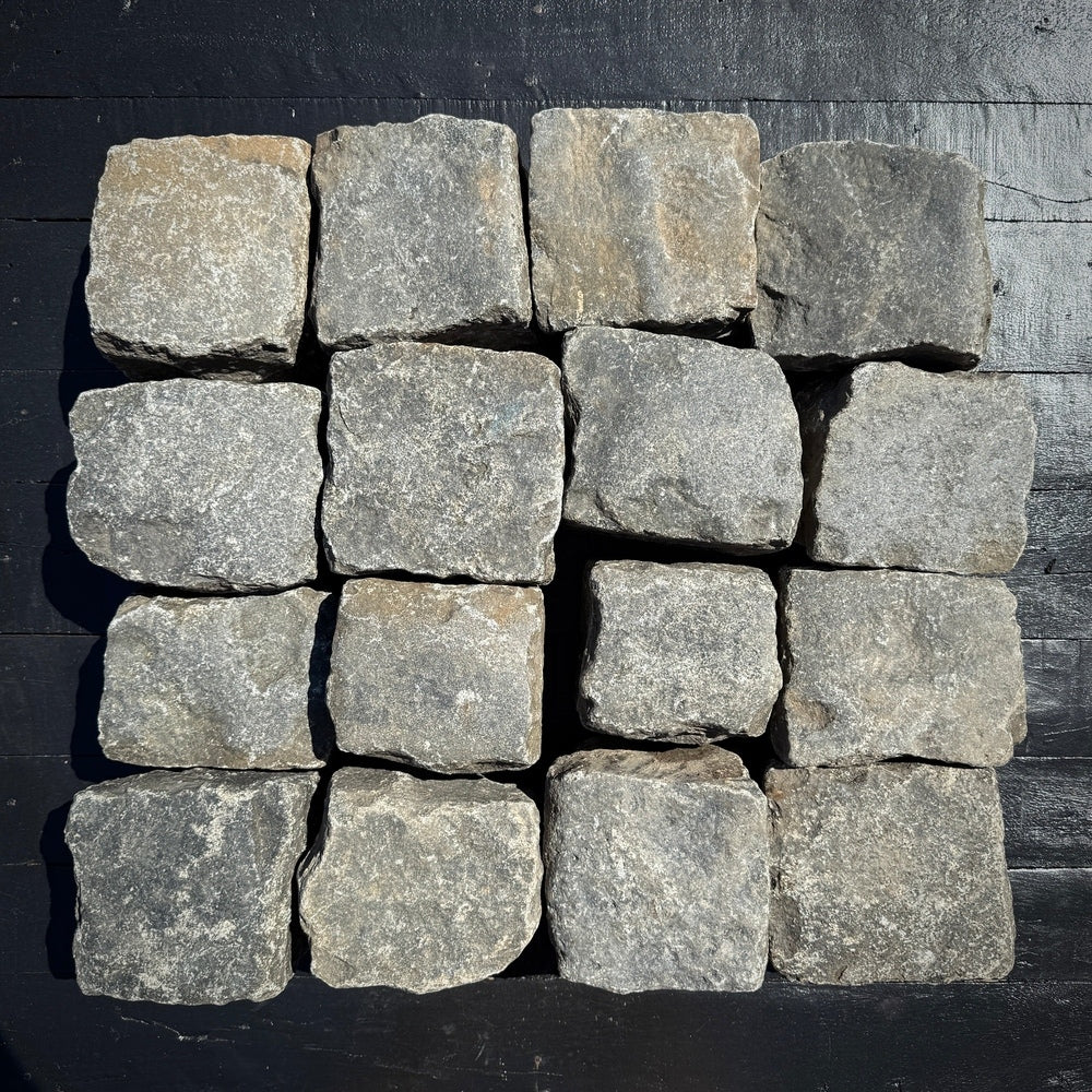 Reclaimed New York Granite Cobblestone - Cubes 7" x 7" x 7"