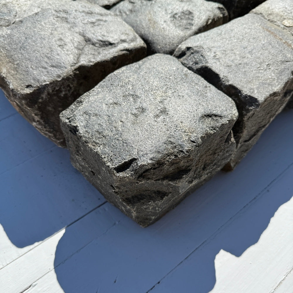 Reclaimed New York Granite Cobblestone - Cubes 7" x 7" x 7"
