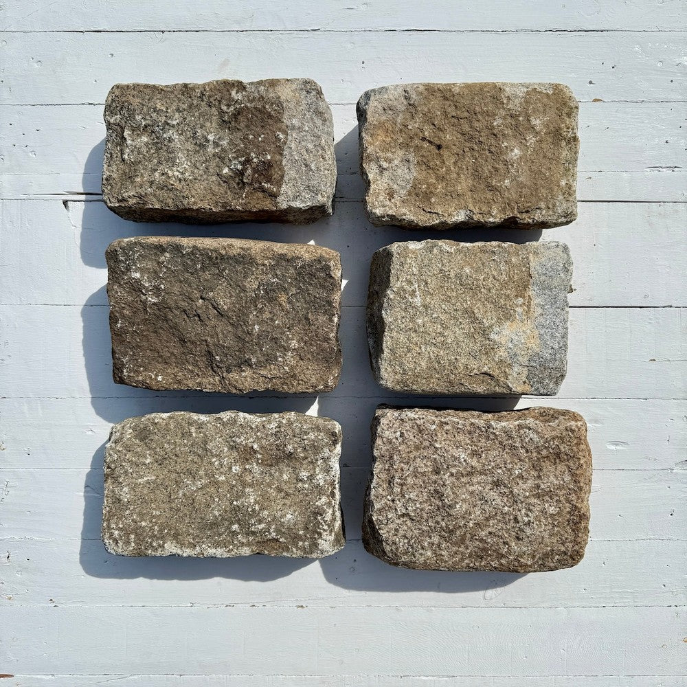 Chief Bricks Reclaimed stones Reclaimed New York Granite Cobblestone - Jumbo 11" x 7" x 4" 1