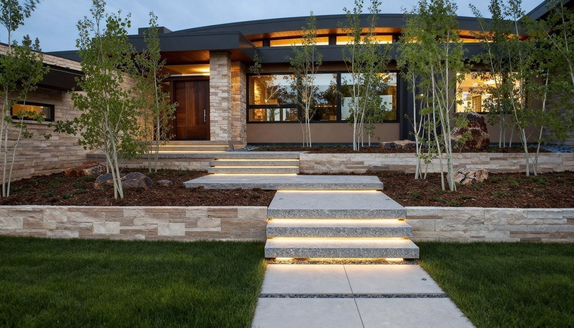 Design Trends: Modern Landscapes with Granite Steps