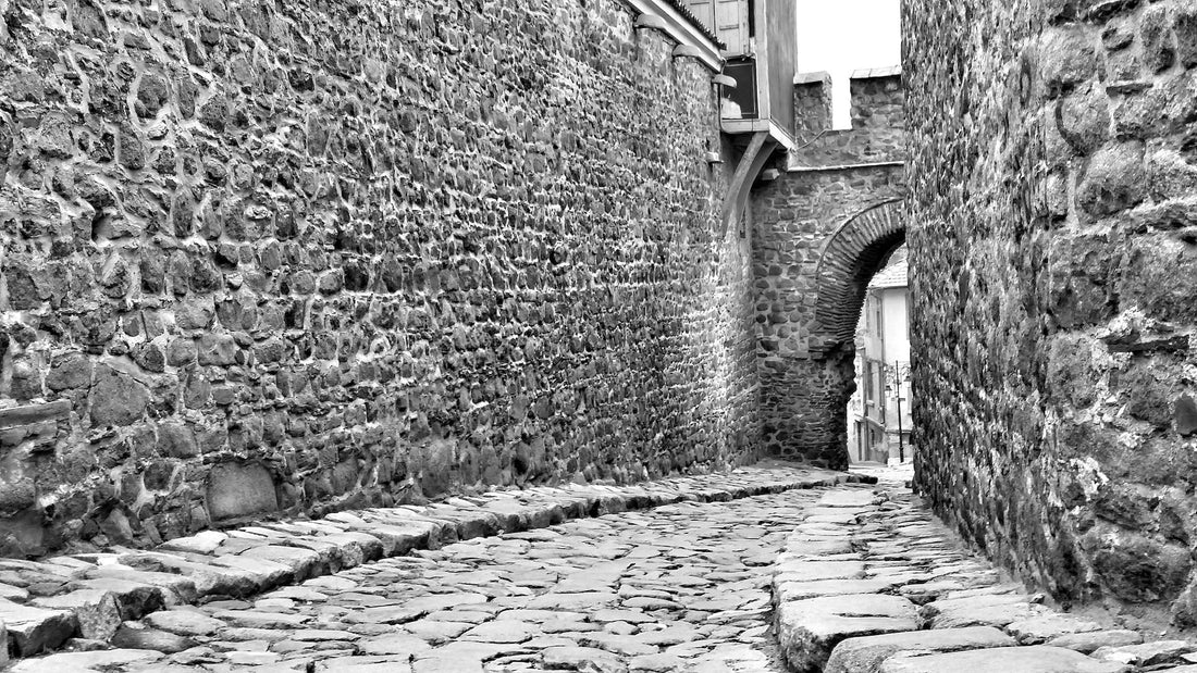 Cobblestone vs. belgian block, what's the difference?