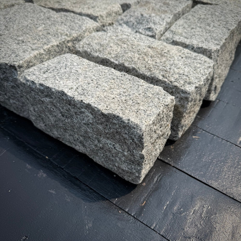 Chief Bricks New stones New Landscape Granite Belgian Block 8" x 4" x 4" 4