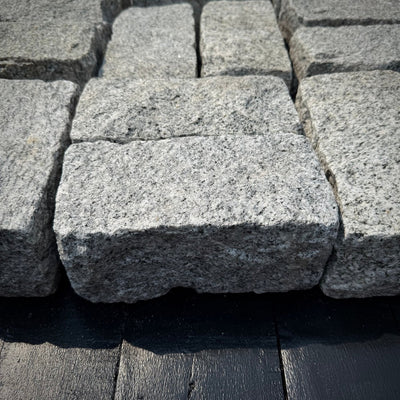 Chief Bricks New stones New Landscape Granite Belgian Block 8" x 4" x 4" 5