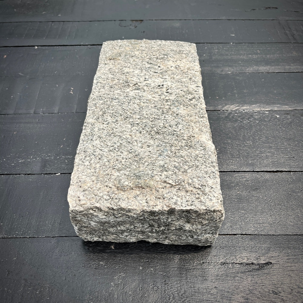 New Granite Pavers (180 / pallet)