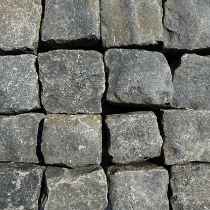 Reclaimed New York Granite Cobblestone - Cubes 7" x 7" x 7"
