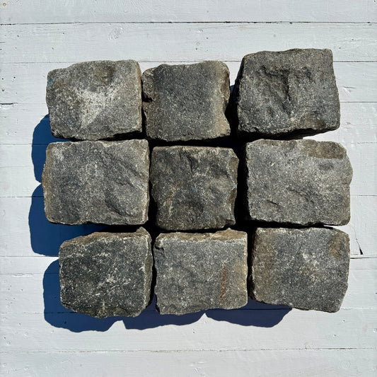 Reclaimed New York Granite Cobblestone - Cubes 7" x 7" x 7"