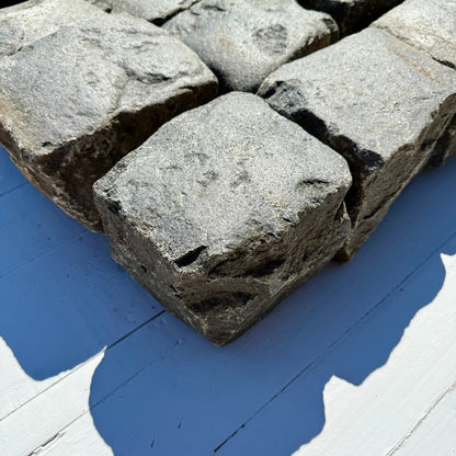 Reclaimed New York Granite Cobblestone - Cubes 7" x 7" x 7"