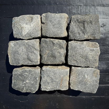 Reclaimed New York Granite Cobblestone - Cubes 7" x 7" x 7"