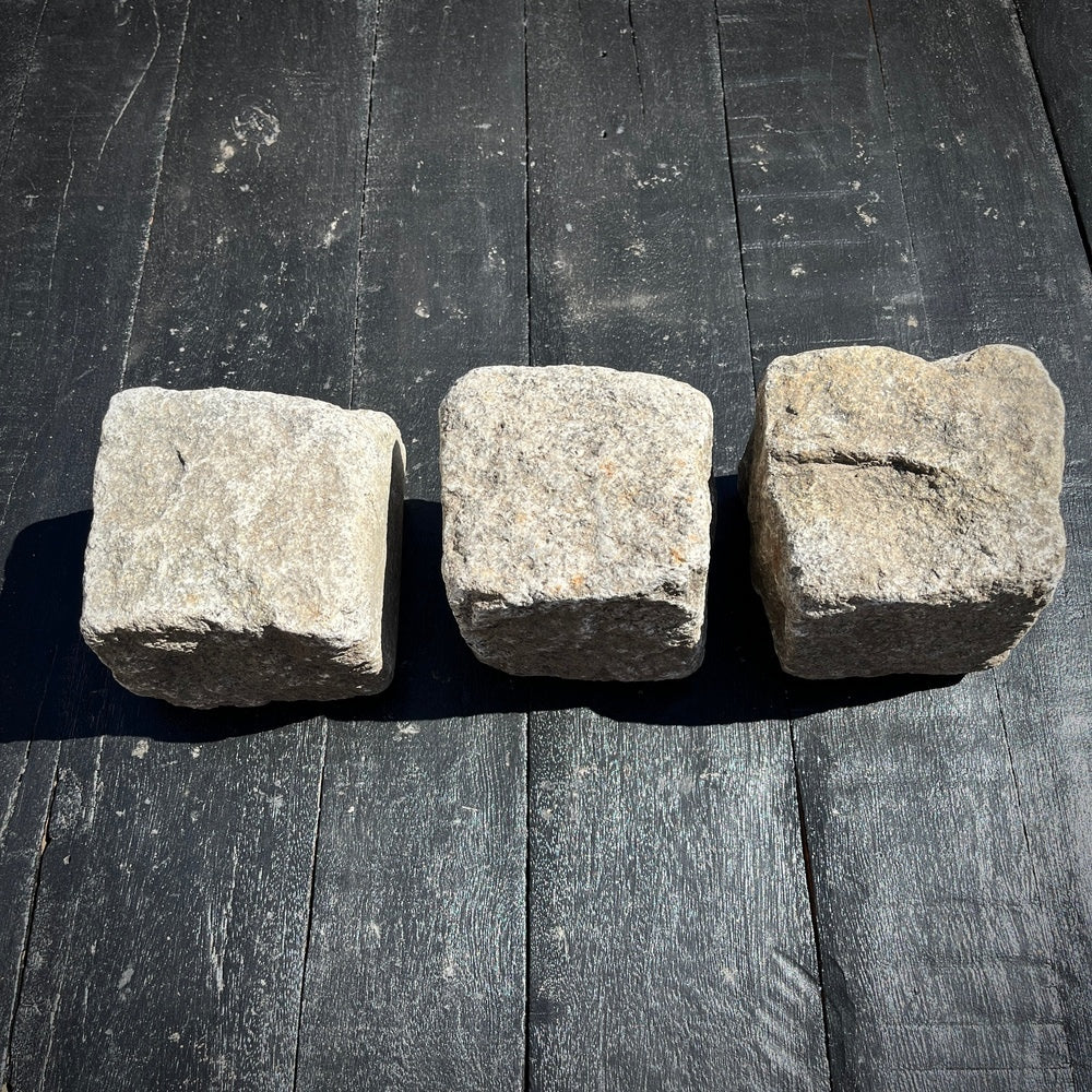 New York Granite Cobblestone - Cubes