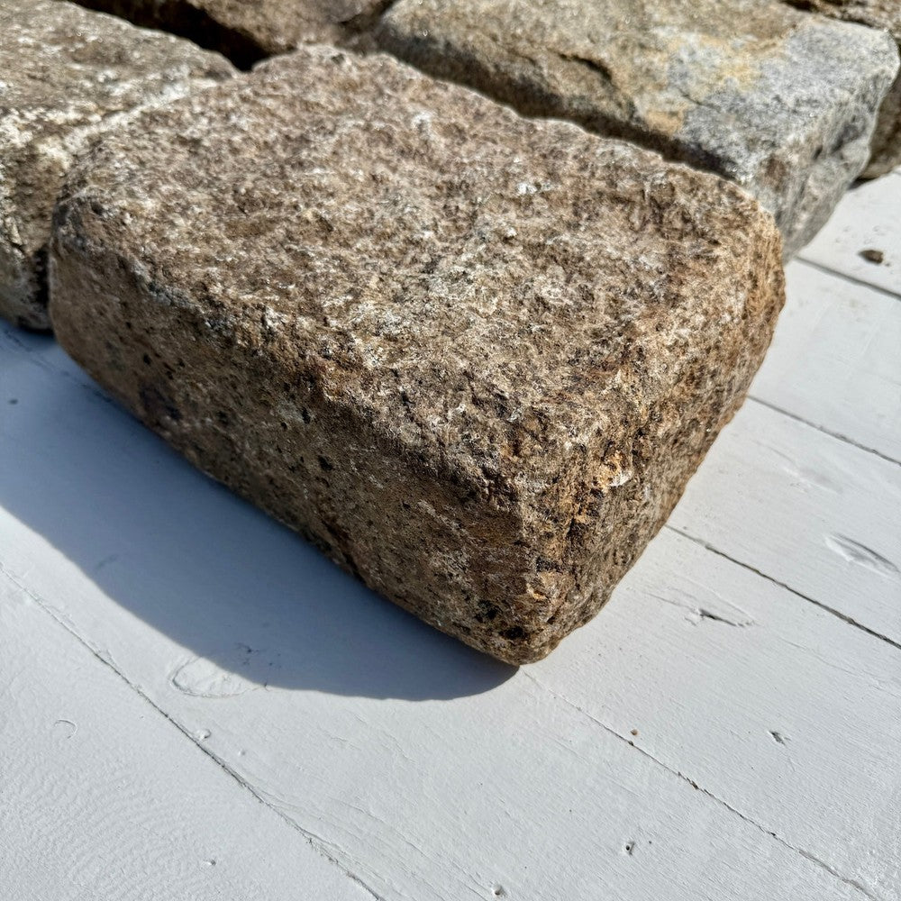 Chief Bricks Reclaimed stones Reclaimed New York Granite Cobblestone - Jumbo 11" x 7" x 4" 4
