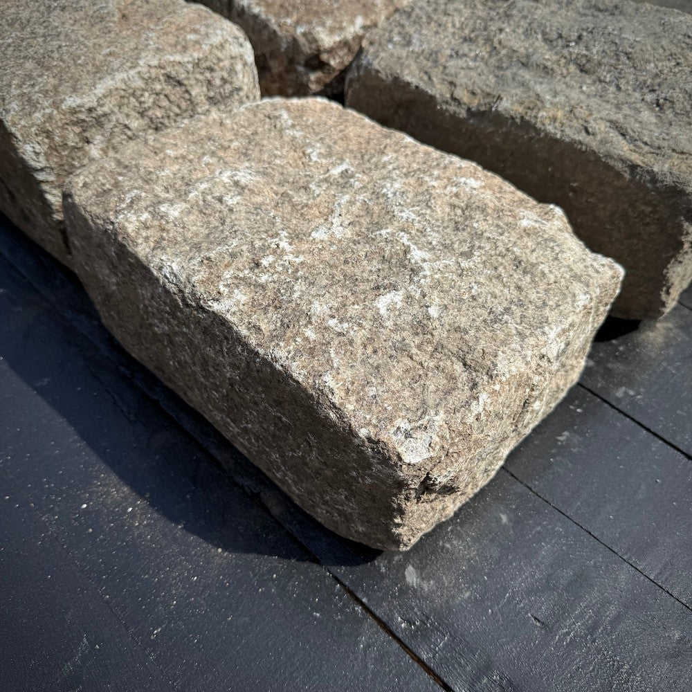 Chief Bricks Reclaimed stones Reclaimed New York Granite Cobblestone - Jumbo XL 12" x 8" x 5" 7