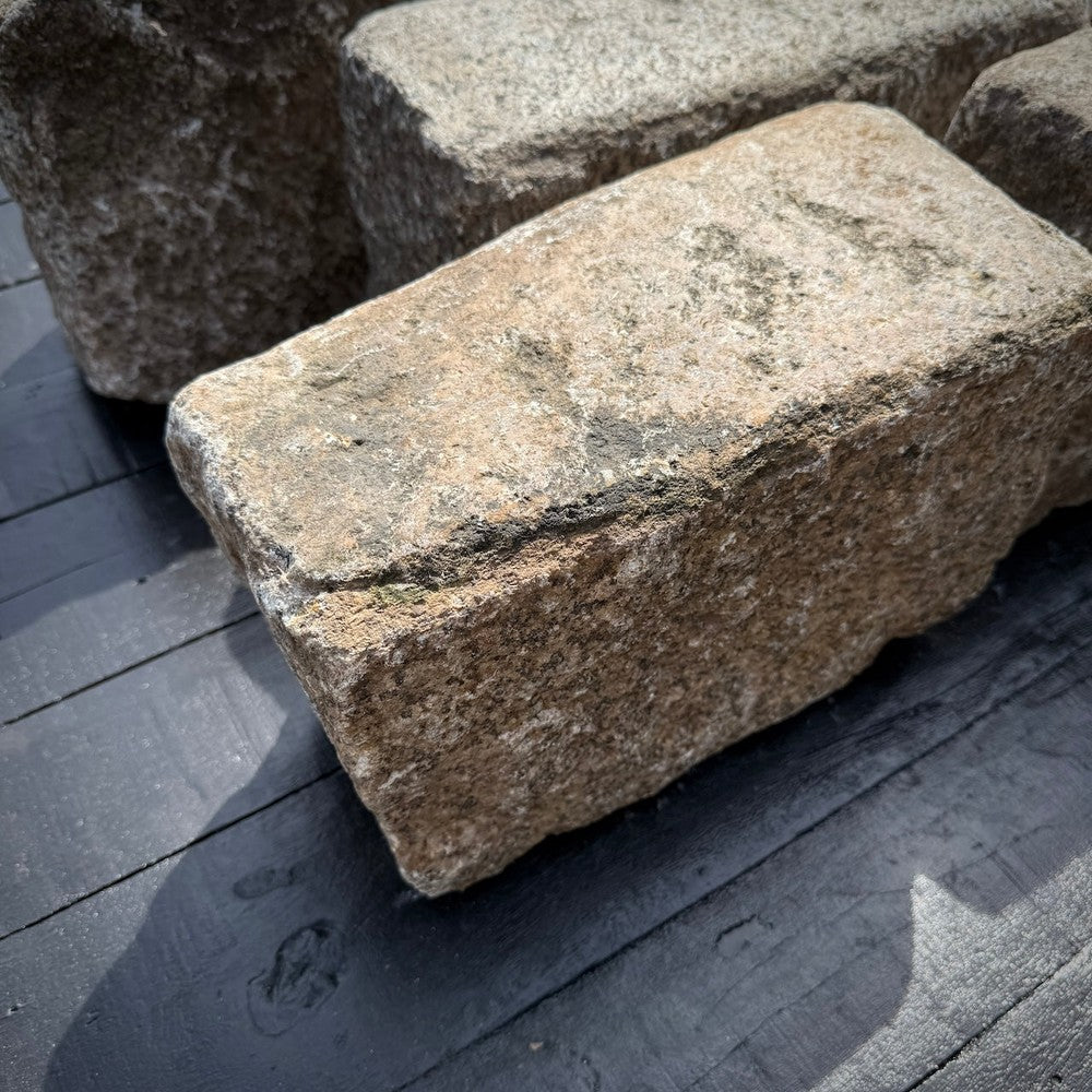 Chief Bricks Reclaimed stones Reclaimed New York Granite Cobblestone - Jumbo XL 12" x 8" x 5" 14