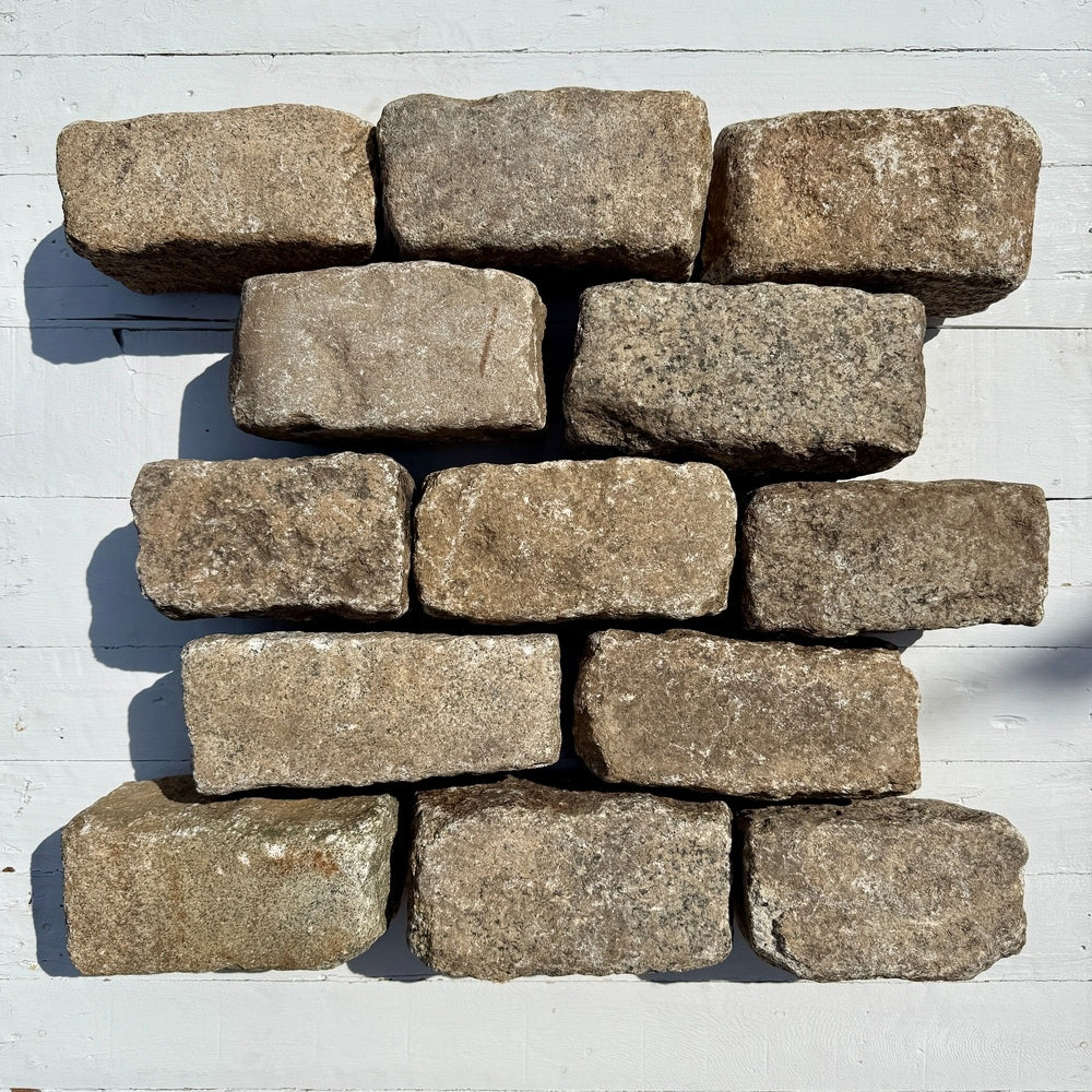 Chief Bricks Reclaimed stones Reclaimed New York Granite Cobblestone - Regulation 9" x 5" x 5" 1