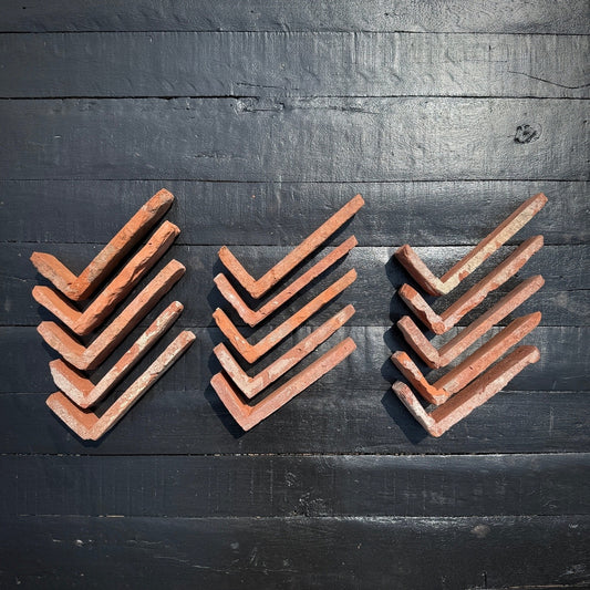 Reclaimed Thin Brick Wall Corner Veneer