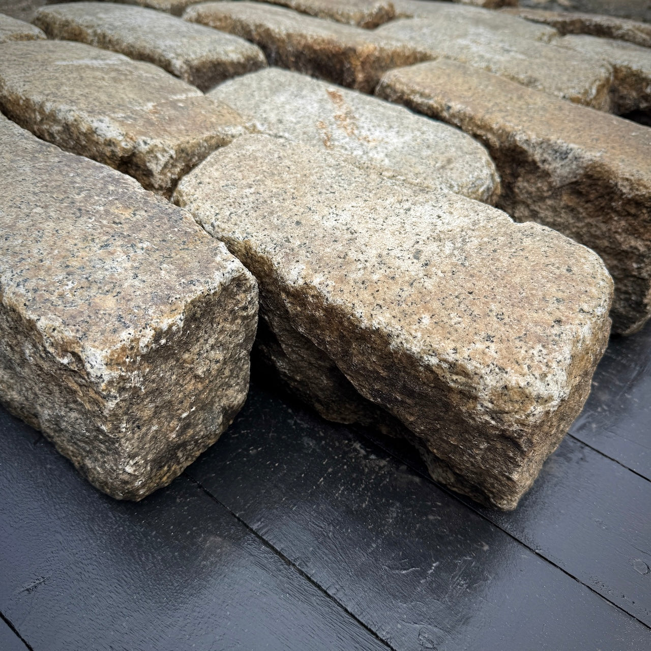 Reclaimed New York Granite Cobblestone - Regulation 9" x 5" x 5"