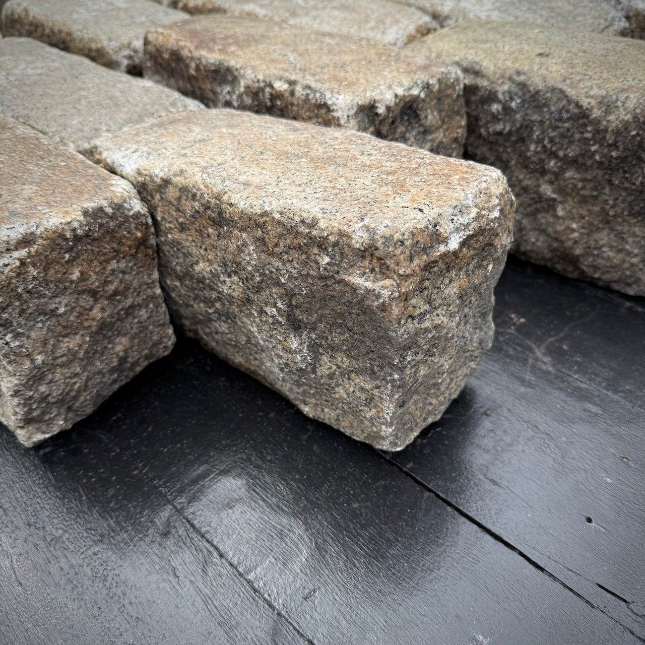 Reclaimed New York Granite Cobblestone - Regulation 9" x 5" x 5"